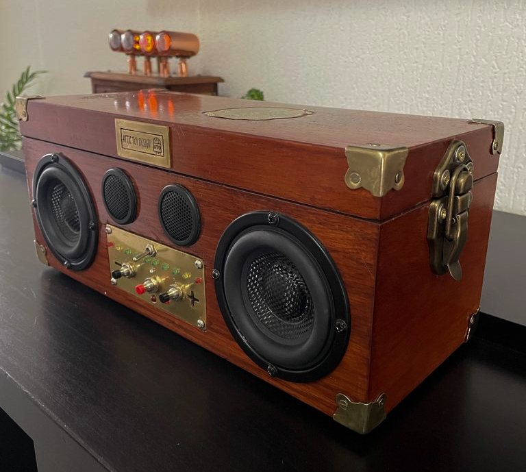 Glenfiddich 30 Years Wooden Bluetooth Boom Box